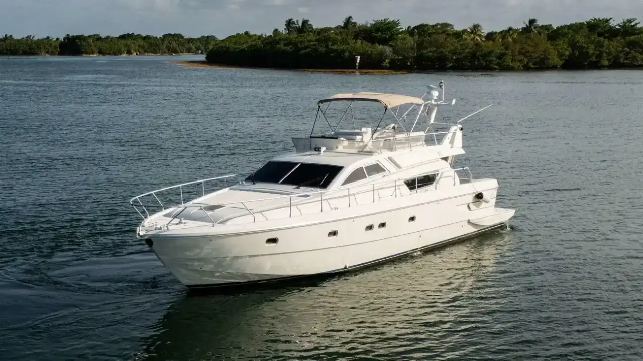 Ferretti Yachts 55 Bond Voyage