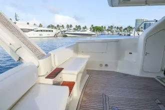 Thumbnail von Ferretti Yachts 55 Bond Voyage