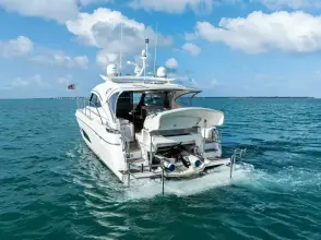 Thumbnail von Riviera 48 Aesculapian