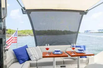 Thumbnail von Cruisers Yachts 45 Cantius Alexandria 3X