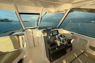 Thumbnail von Pursuit DC 325 On Pointe