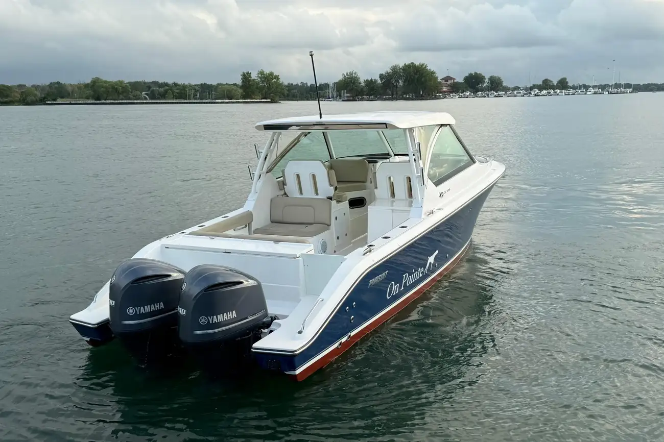 Thumbnail von Pursuit DC 325 On Pointe