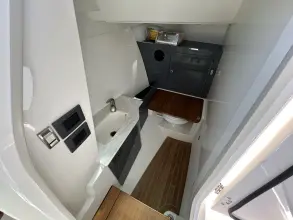 Thumbnail von Boston Whaler 330 Vantage