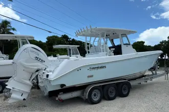 Thumbnail von Everglades 335 CC Ice Blue