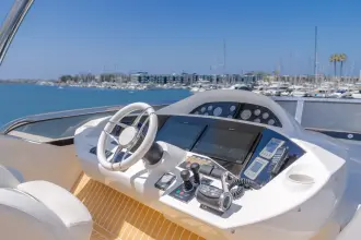 Thumbnail von Sunseeker 88 Yacht