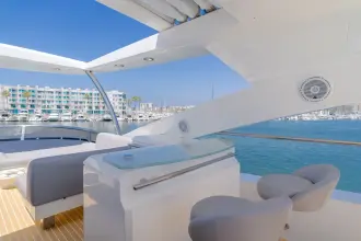 Thumbnail von Sunseeker 88 Yacht