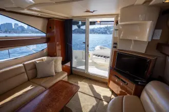 Thumbnail von Meridian 341 Sedan