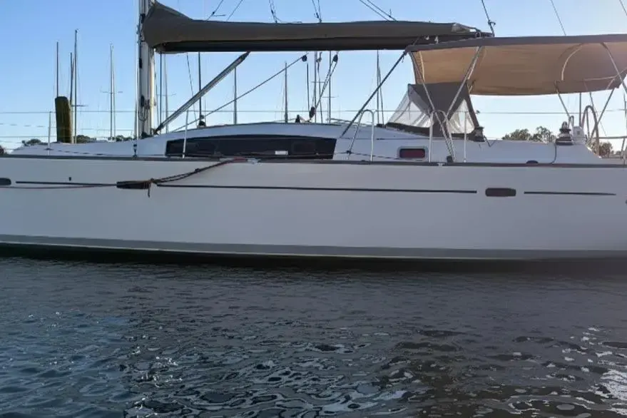 Thumbnail von Beneteau Oceanis 40