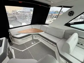 Thumbnail von Sea Ray 320 Sundancer Outboard