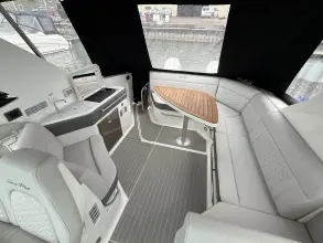 Thumbnail von Sea Ray 320 Sundancer Outboard