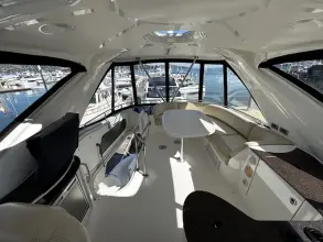 Thumbnail von Meridian 441 Sedan