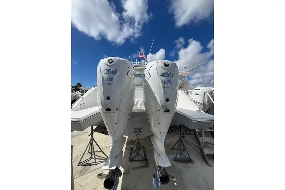 Thumbnail von Pursuit S 358