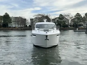 Thumbnail von Cruisers Yachts 42 Cantius