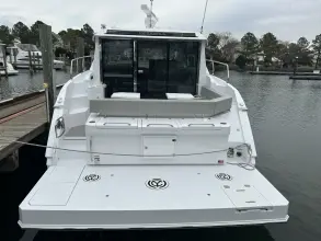 Thumbnail von Cruisers Yachts 42 Cantius