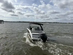 Thumbnail von Sea Ray Sundancer 270