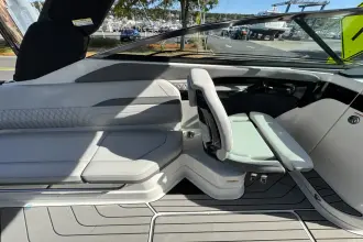 Thumbnail von Sea Ray SLX 280 Außenborder