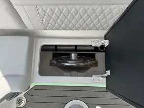 Thumbnail von Sea Ray SLX 350