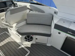 Thumbnail von Sea Ray SLX 350