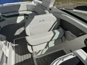 Thumbnail von Sea Ray SLX 350