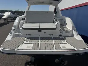 Thumbnail von Sea Ray SLX 350