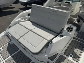 Thumbnail von Sea Ray SLX 350