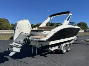 Thumbnail von Sea Ray Sundancer 270
