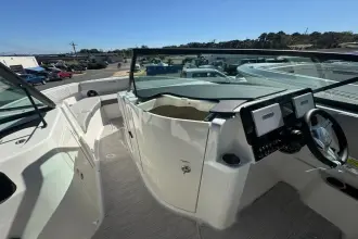 Thumbnail von Sea Ray Sundancer 270