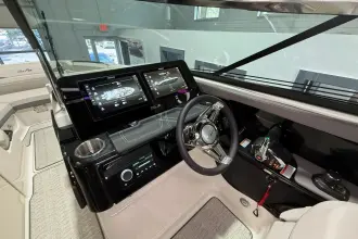 Thumbnail von Sea Ray SLX 280 s motorem