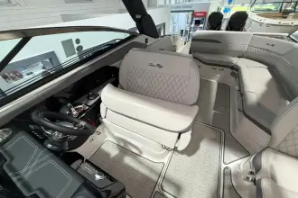 Thumbnail von Sea Ray SLX 280 s motorem