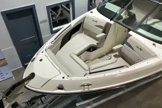 Thumbnail von Sea Ray SLX 280 s motorem