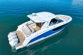 Thumbnail von Cruisers Yachts 38 GLS OB