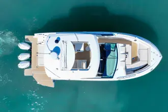 Thumbnail von Cruisers Yachts 38 GLS OB