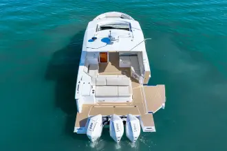 Thumbnail von Cruisers Yachts 38 GLS OB