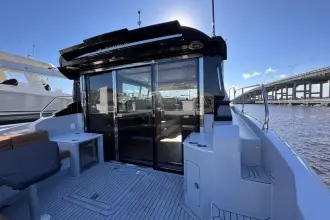 Thumbnail von Cruisers Yachts 46 Cantius