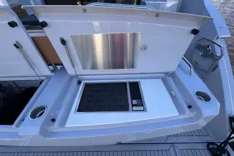 Thumbnail von Cruisers Yachts 46 Cantius