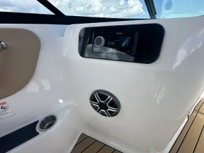 Thumbnail von Sea Ray Sundancer 270