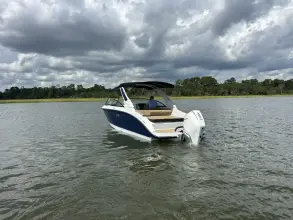 Thumbnail von Sea Ray Sundancer 270