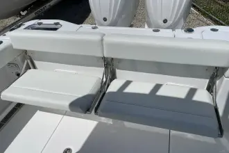 Thumbnail von Everglades 285 CC Whisper Green