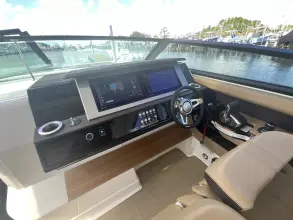 Thumbnail von Sea Ray SLX 400 buitenboordmotor