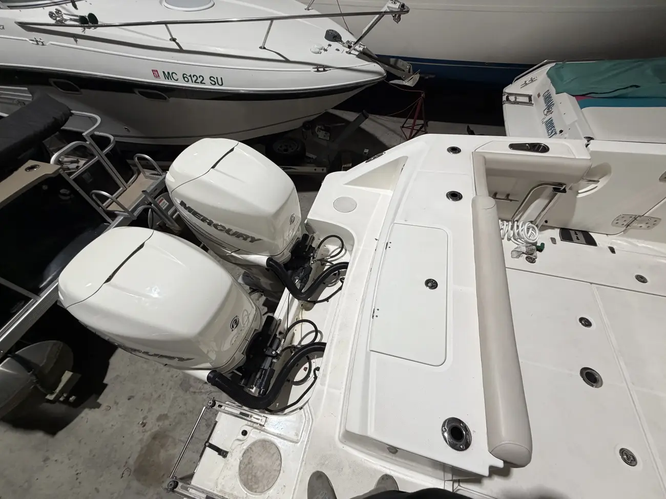 Thumbnail von Boston Whaler Outrage 330