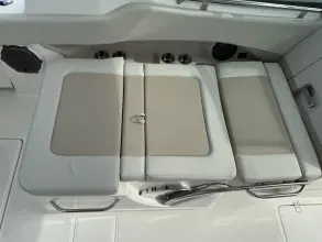 Thumbnail von Boston Whaler 240 Vantage