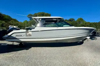 Thumbnail von Boston Whaler 330 Vantage