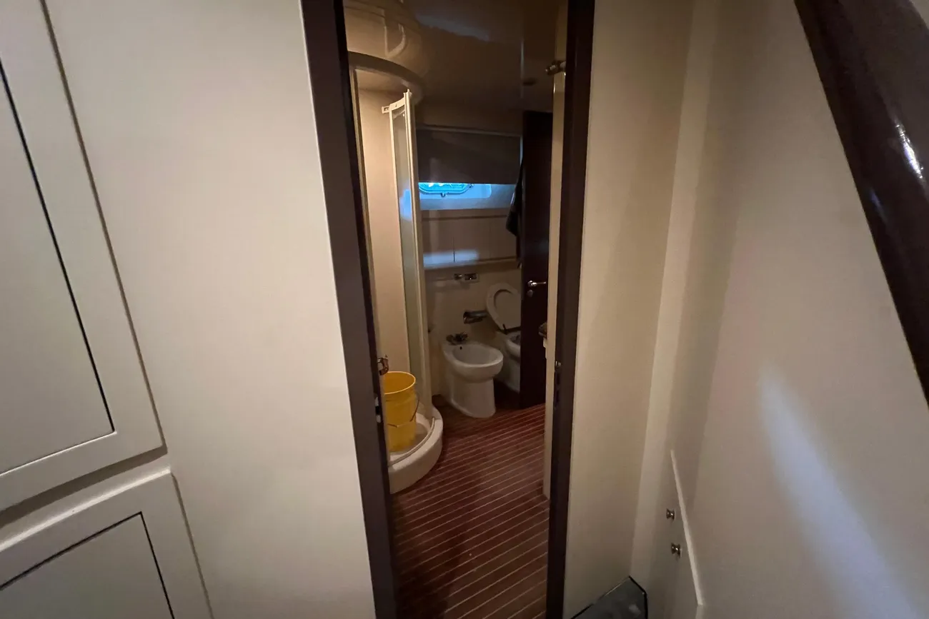 Thumbnail von Falcon 106 M/Y Q