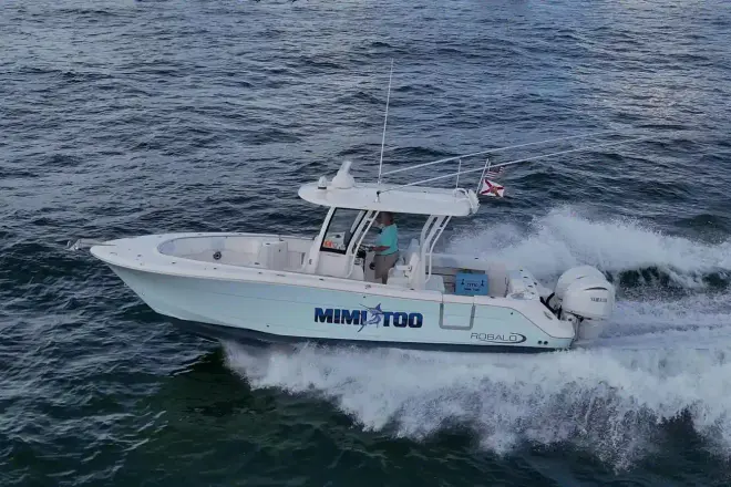 Robalo R302 MIMI TOO