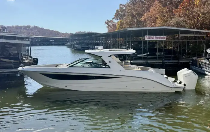 Sea Ray SLX 400 Außenborder