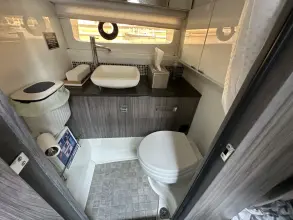 Thumbnail von Sea Ray SLX 400