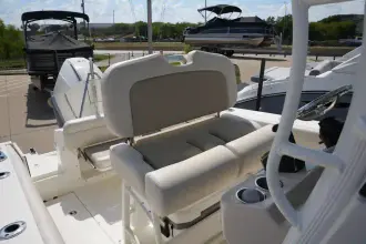 Thumbnail von Boston Whaler 230 Outrage