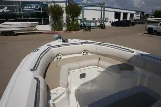 Thumbnail von Boston Whaler 230 Outrage