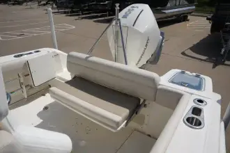 Thumbnail von Boston Whaler 230 Outrage
