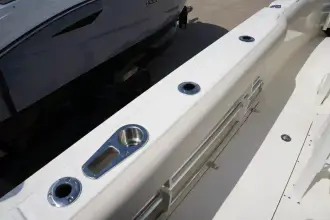 Thumbnail von Boston Whaler 230 Outrage